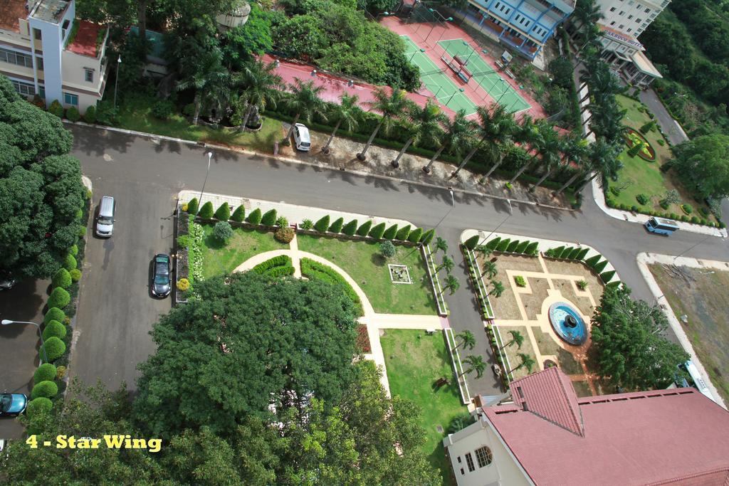 Dakruco Hotel Буонметхуот Экстерьер фото