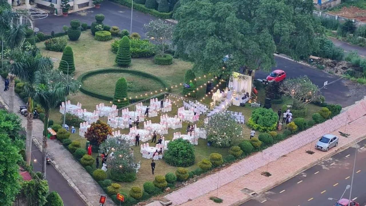 Dakruco Hotel Буонметхуот Экстерьер фото