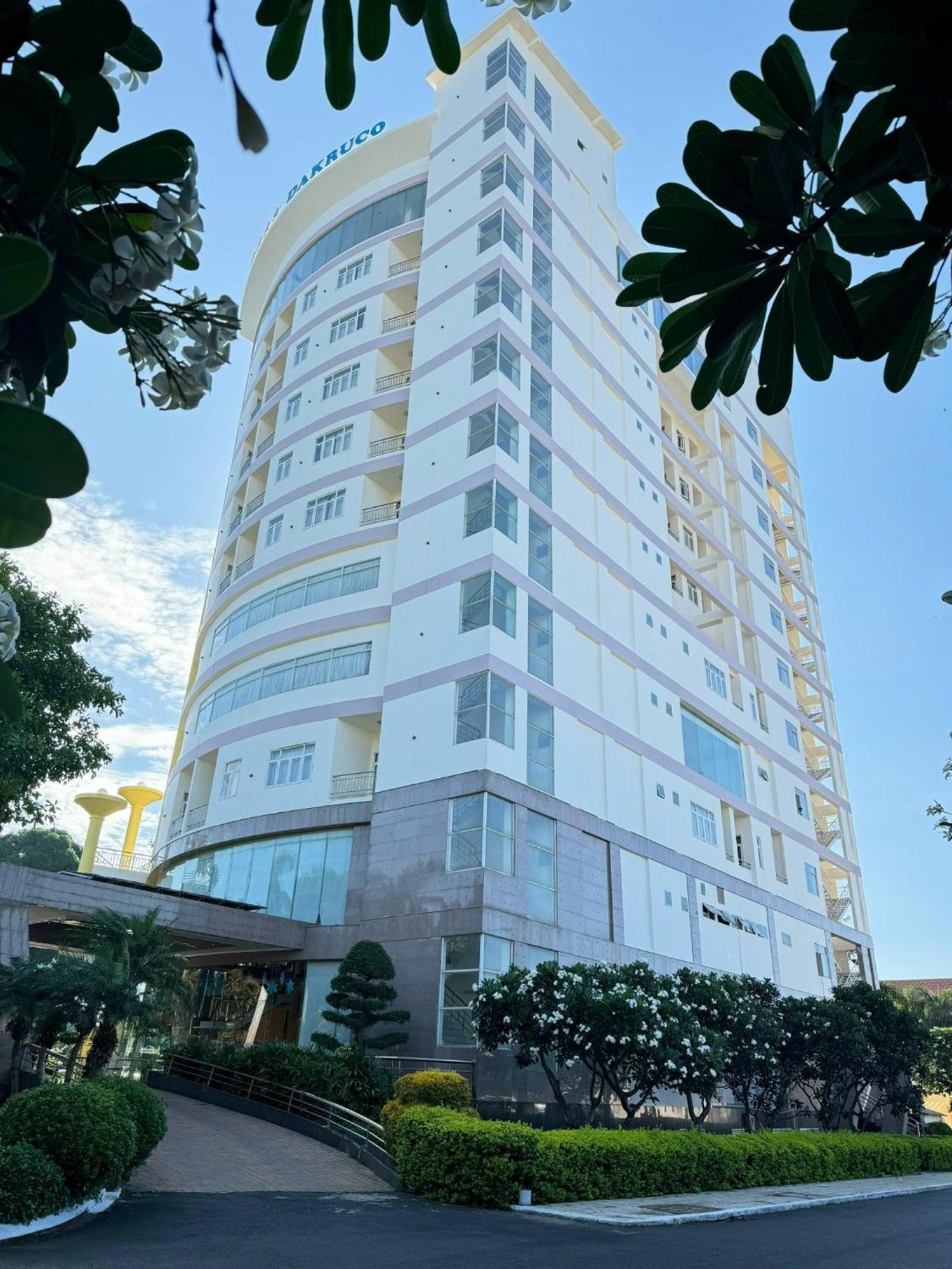 Dakruco Hotel Буонметхуот Экстерьер фото